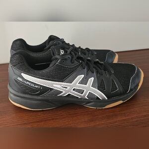 ASICS Gel Upcourt 1 Womens Black & White Athletic Shoes